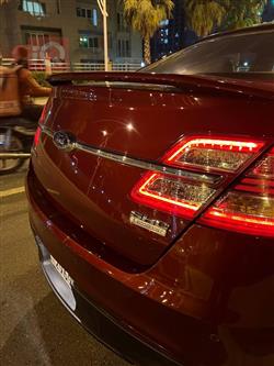 Ford Taurus